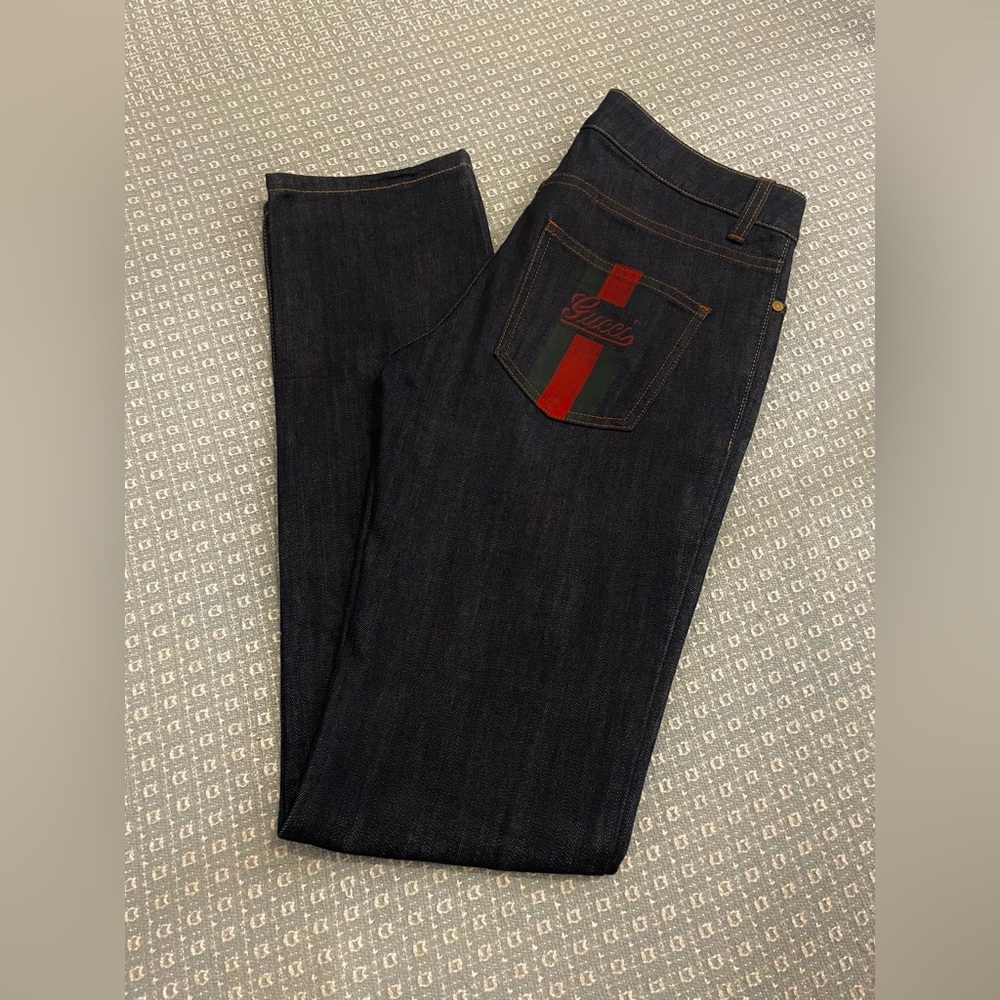 GUCCI - Picture 1 of 10